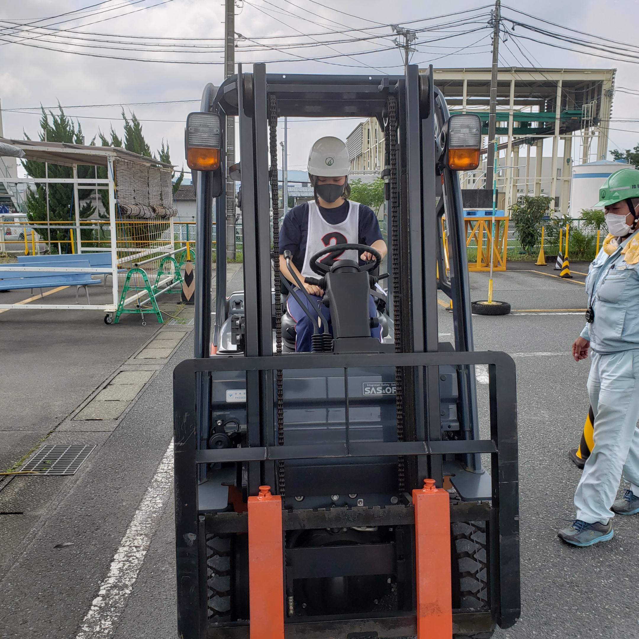 卒業生の声 静岡県掛川市の教習所 掛川クレーン学校 静岡県掛川市 クレーン フォークリフトなどの免許取得に